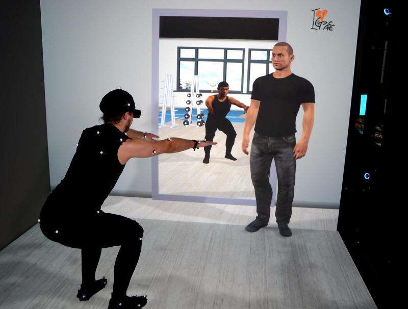 Smart Physical Training in Virtual Reality