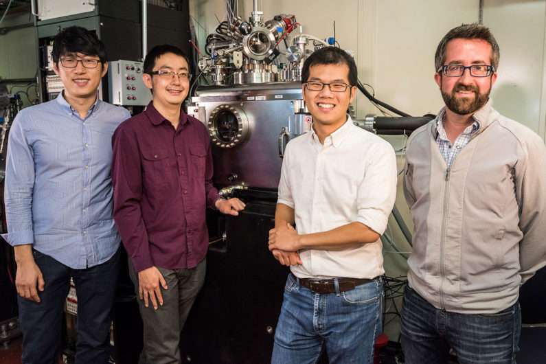 Stanford-led team reveals nanoscale secrets of rechargeable batteries