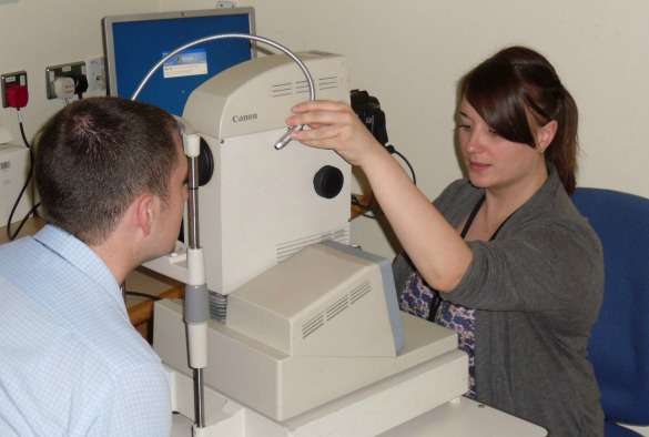 Thousands join diabetic eye disease trial
