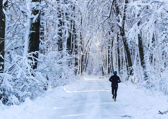 Tips to embrace the outdoors and enjoy running in cold weather