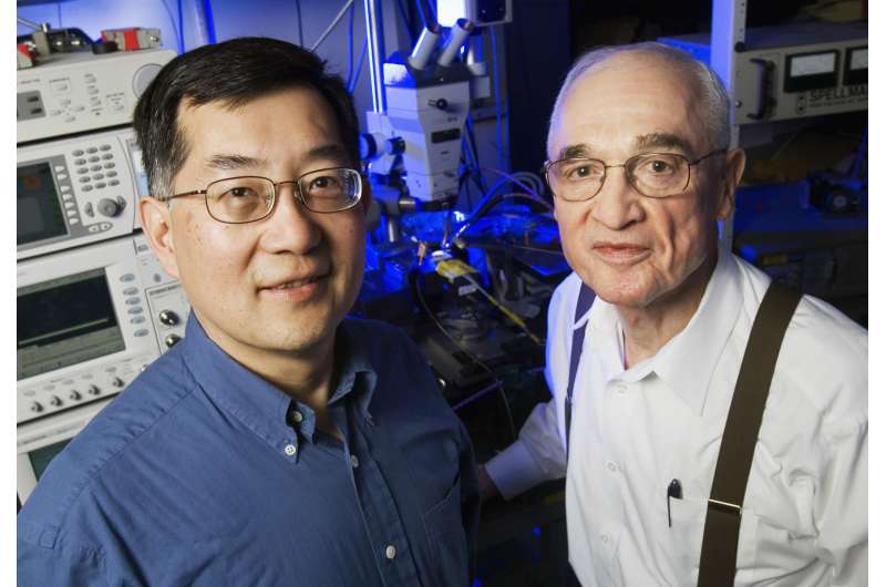 Tunneling holds key to high-speed modulation of transistor and laser development