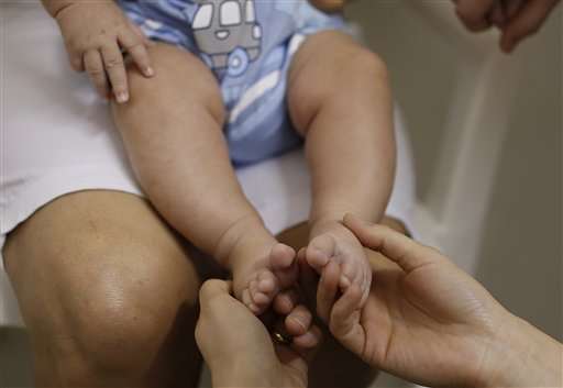 UN: Women in Zika countries should breastfeed their babies