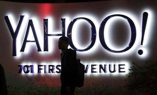 Yahoo's evolution from rising to fading internet star