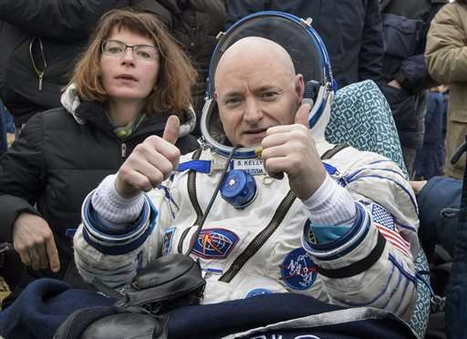 Year-in-space astronaut hangs up his spacesuit, retires