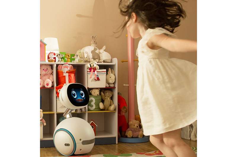 Zenbo home robot to ring in new year in Taiwan