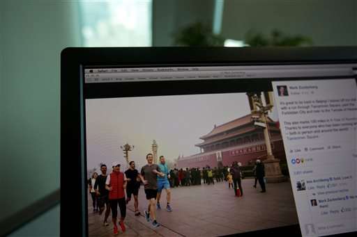 Zuckerberg's run in Beijing's toxic stirs Chinese public