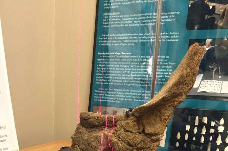 3-D scanning fossils to help researchers around the world study mastodons