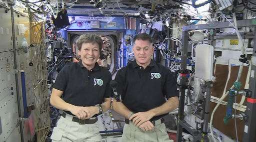 Astronauts' No. 1 New Year's resolution: Ace spacewalks