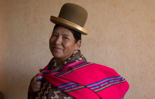 Bolivia's midwives help reduce maternal mortality