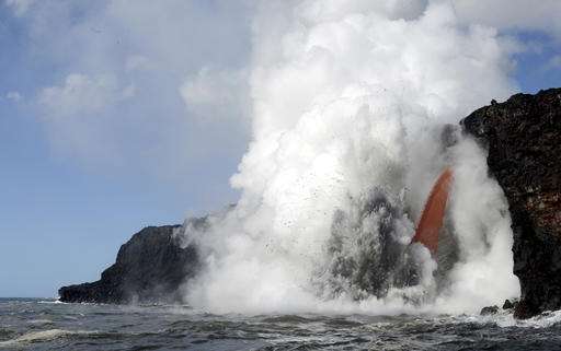 Cliffs collapse at Hawaii volcano, stopping 'firehose' flow
