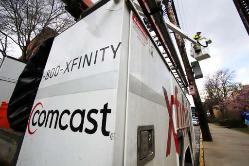 Comcast's cable customers tumble as cord-cutting picks up