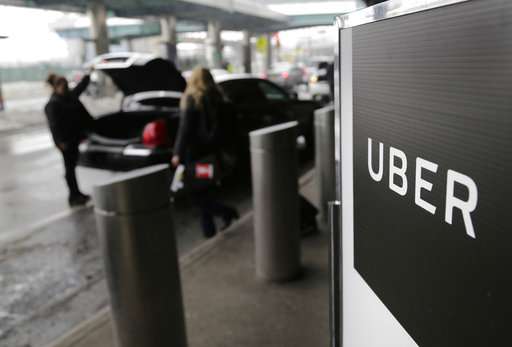 Feds probe Uber's tracking of Lyft drivers