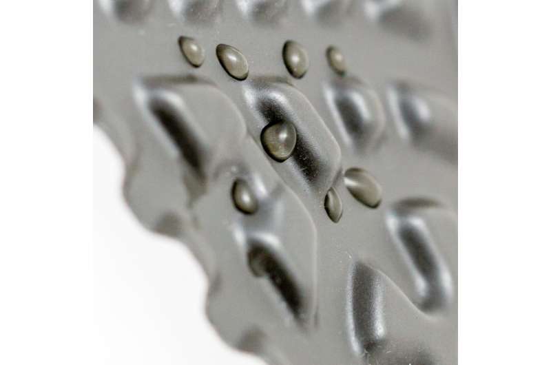 Hannover Messe: Triple treatment for heat-exchangers: New nano-coatings have an anti-adhesive, anti-corrosive and antimicrobial 