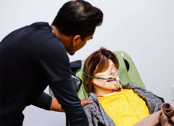 High-tech mannequin lets students practice end-of-life talks