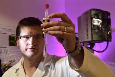 New NMR technique offers 'molecular window' into living organisms