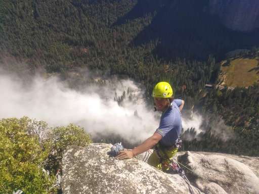 No increased danger after Yosemite rocks fall