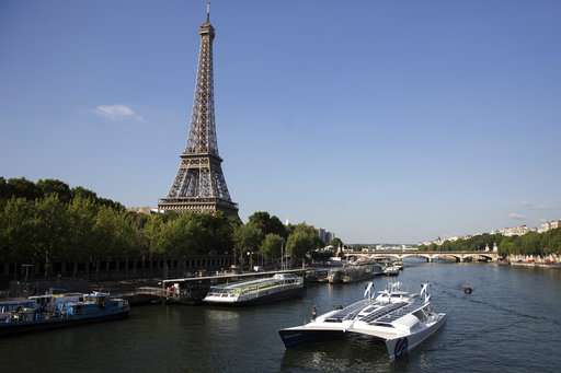 Self-fueling boat sets off from Paris on 6-year world trip