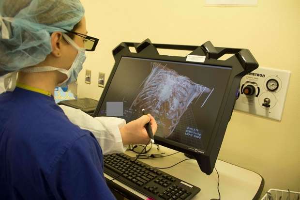 Virtual reality imaging gives surgeons a better view of patient anatomy