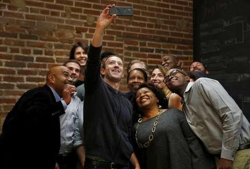 Zuckerberg nears end of US tour, wants to boost small biz