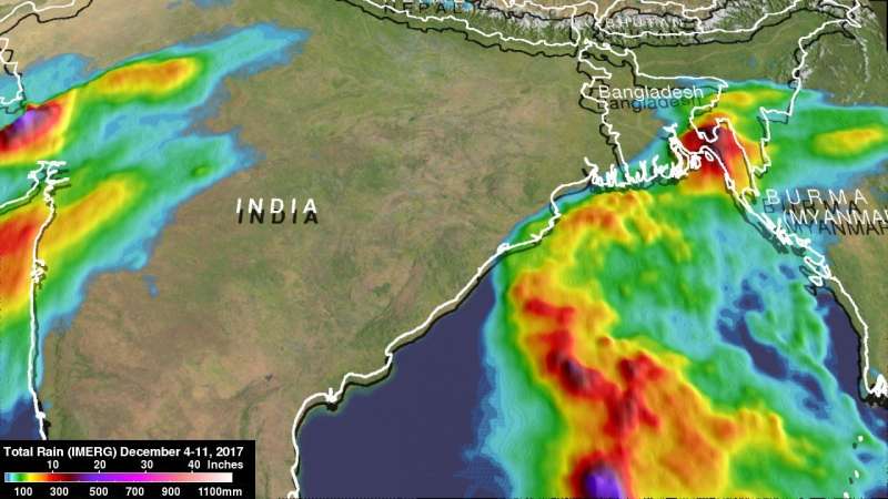 NASA analyzes short-lived Bay of Bengal cyclone