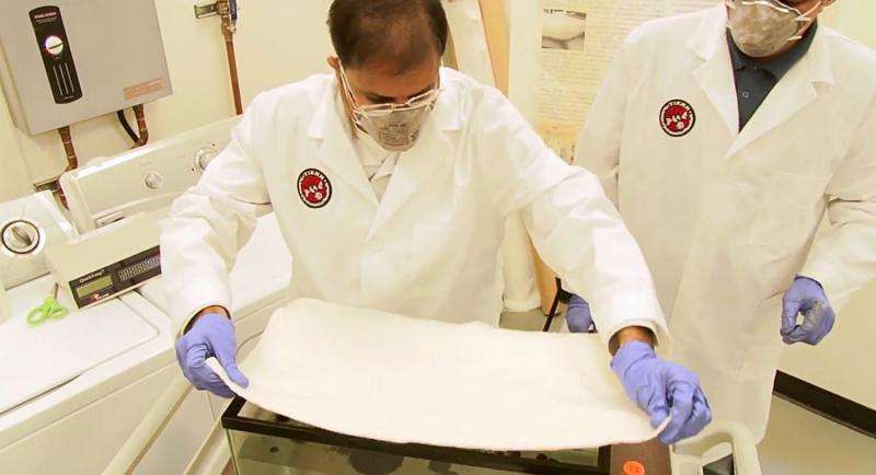 Collaborative research shows finer raw cotton best for oil spill remediation