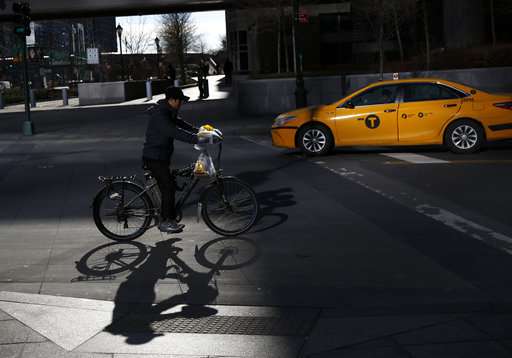 Electric bike crackdown spurs delivery worker concern