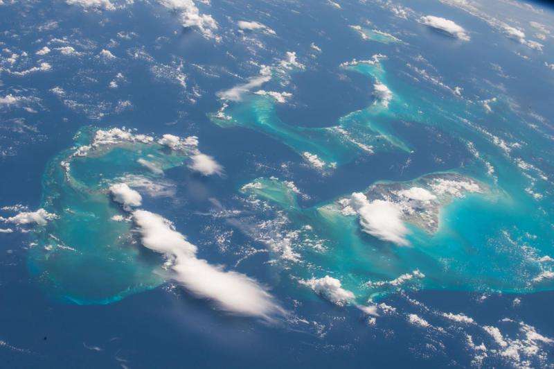 Image: Space station flight over the Bahamas