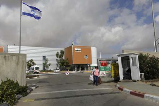 Israeli drugmaker Teva to cut quarter of global work force
