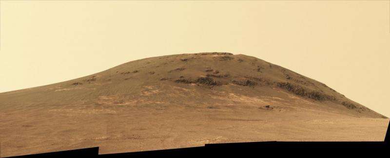 Mars rover Opportunity begins study of ancient valley's origin