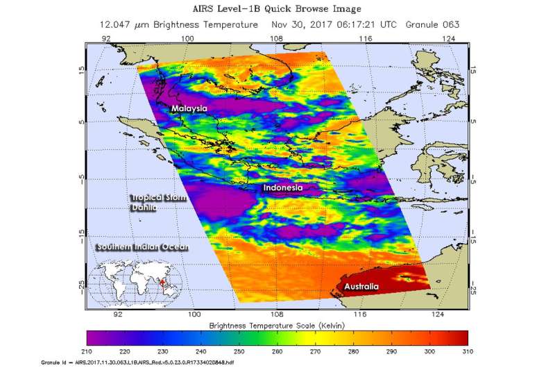 NASA finds newly formed Tropical Storm Dahlia battling wind shear