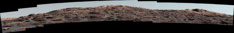 NASA's Curiosity Mars rover climbing toward ridge top