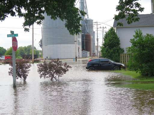 Parts of Wisconsin, Illinois recover from flooding
