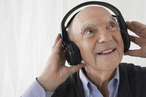 Personalized music may help nursing home residents with dementia