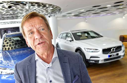 Volvo is first major carmaker to forgo traditional engines