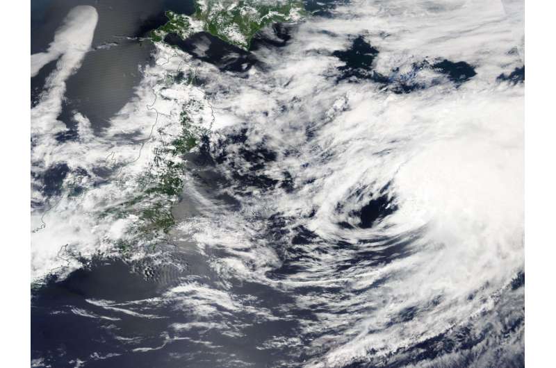 NASA's Aqua Satellite sees Extra-Tropical Cyclone Nanmadol's remnants east of Japan