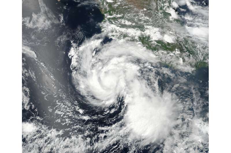 NASA-NOAA's Suomi NPP Satellite sees Hilary on verge of major hurricane status