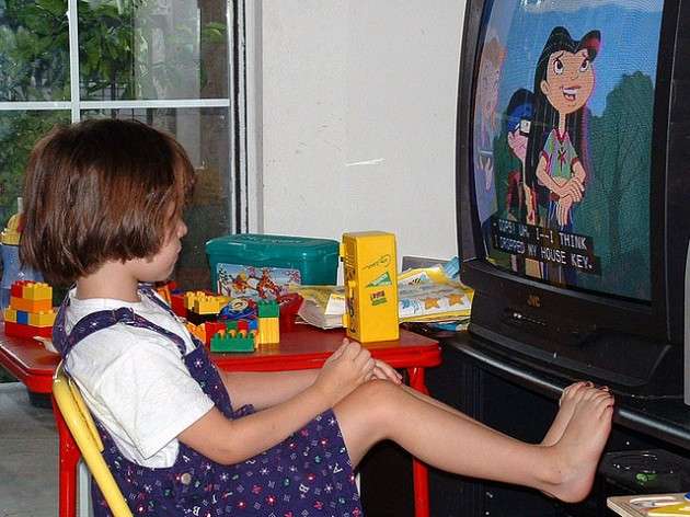 Children with bedroom TVs at significantly higher risk of being overweight