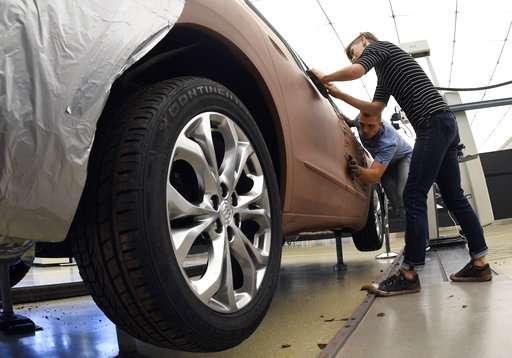 In a high-tech world, car designers still rely on clay