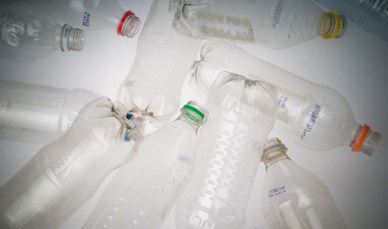 Scientists work to make biodegradable plastic from sunlight