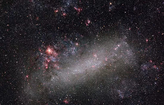 Satellite galaxies at edge of Milky Way coexist with dark matter