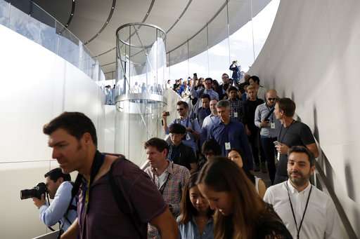 Apple kicks off event; $1,000 iPhone is expected
