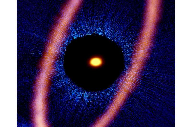 ALMA eyes icy ring around young planetary system