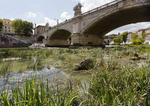 Amid nationwide drought, Rome seeks ways to avoid rationing