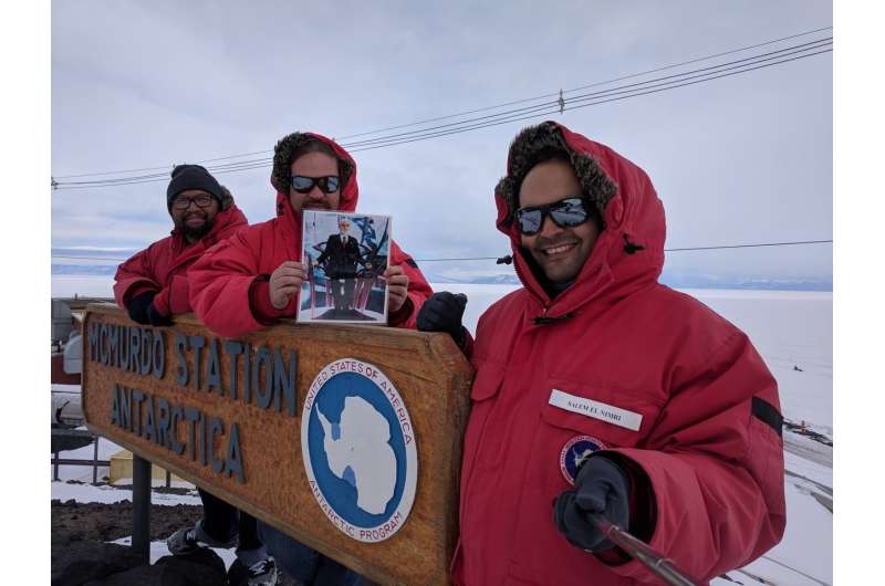 Antarctic selfie’s journey to space via disruption tolerant networking