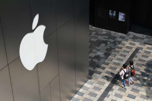 Apple's removal of software allowing internet users to skirt China's &quot;Great Firewall&quot; from its app store in the countr