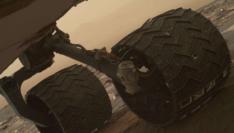 Breaks observed in Mars rover wheel treads
