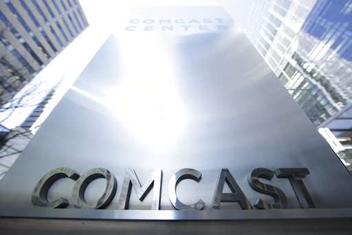 Cable giant Comcast offers cellular plans on Verizon network