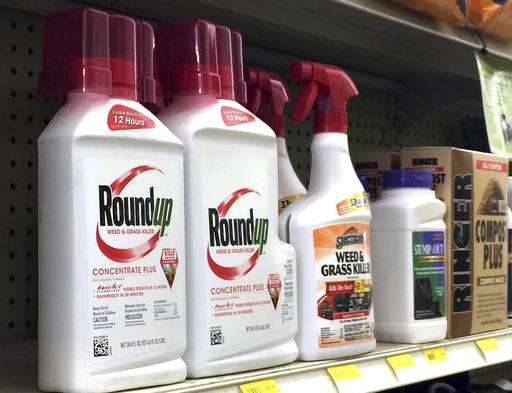 California fights Monsanto on labels for popular weed killer