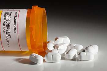 California survey finds physicians, pharmacists comply with prescription drug monitoring law