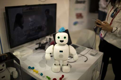 Chatting robots and music: fun gadgets on show in Barcelona